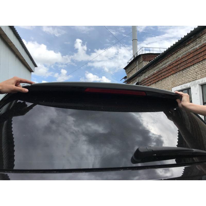 Спойлер верхний v1