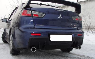 Накладка на задний бампер EVO Style
