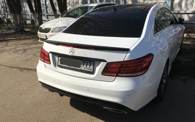 Спойлер на крышку багажника